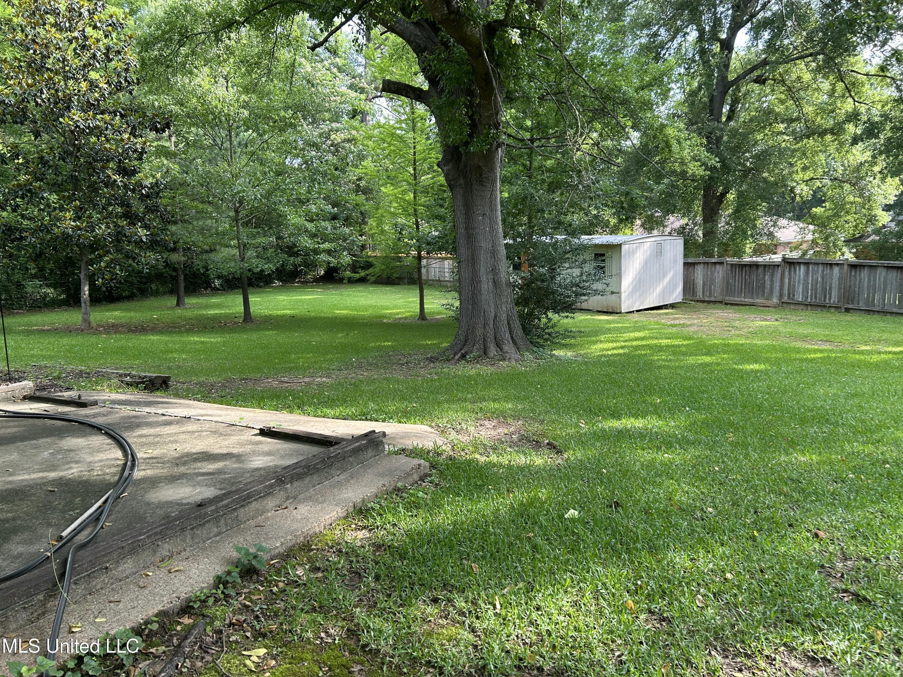 1260 Greenbriar Street, Jackson, Mississippi image 19