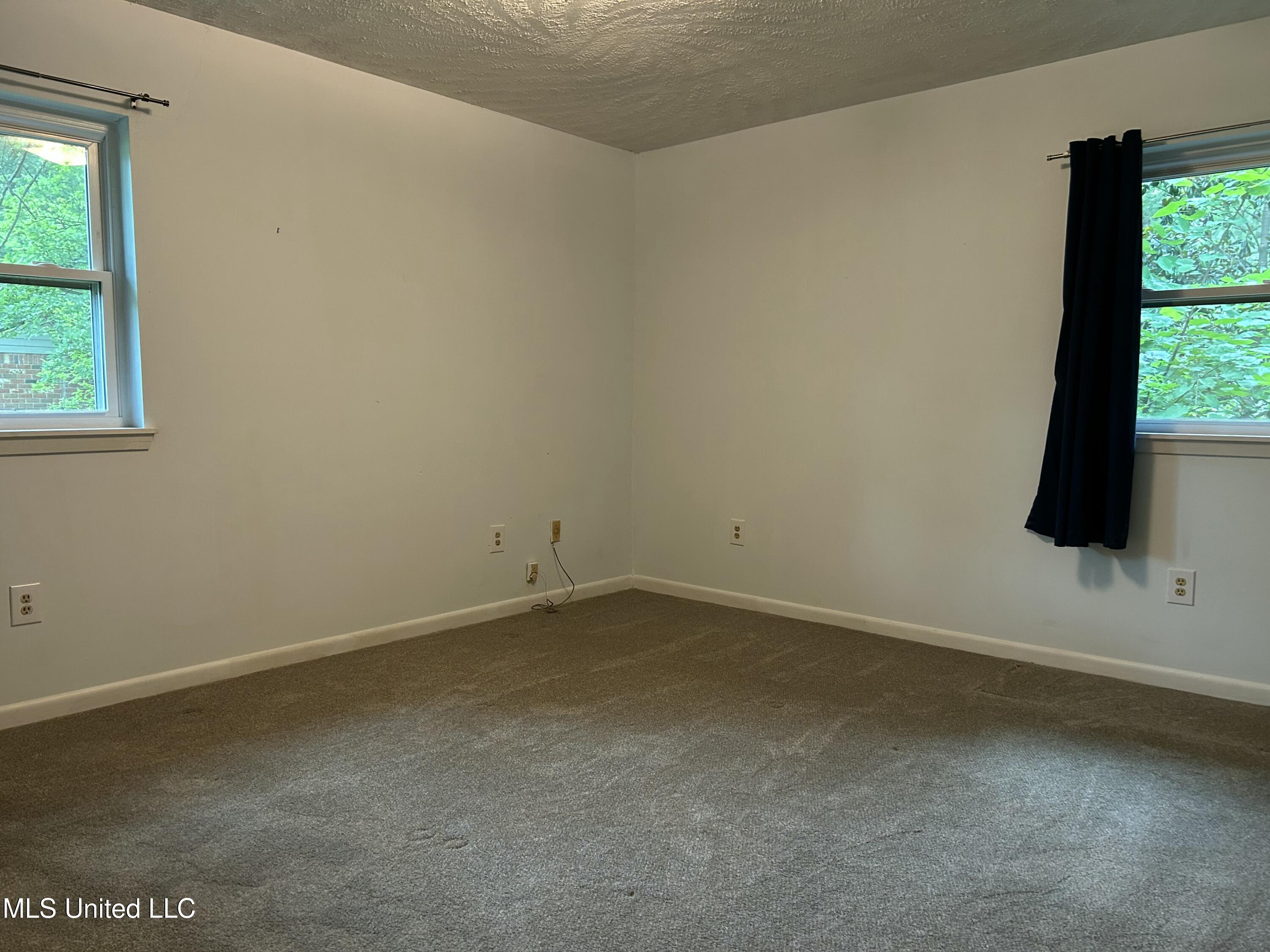 1260 Greenbriar Street, Jackson, Mississippi image 17