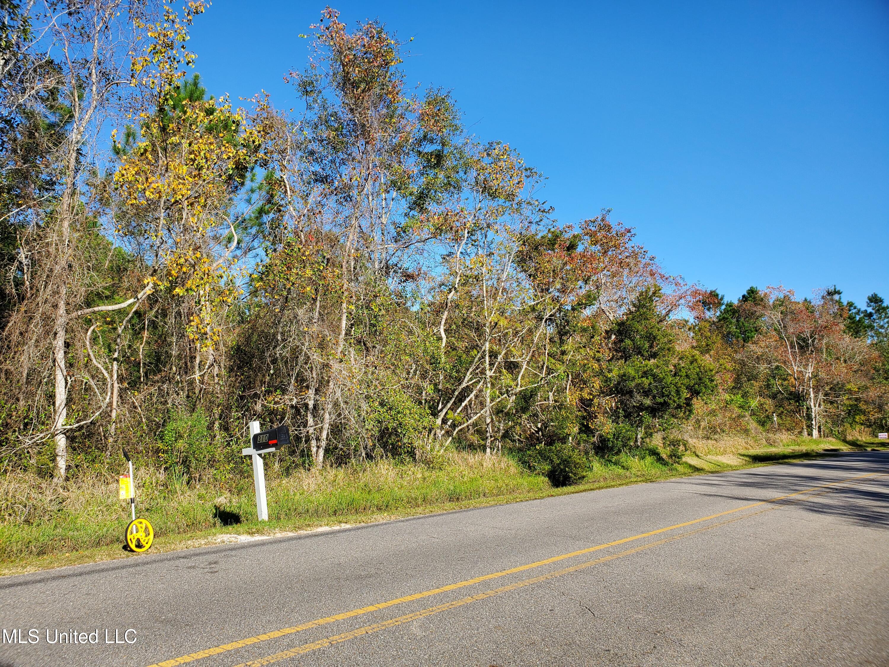 3098 Washington Street, Bay Saint Louis, Mississippi image 1