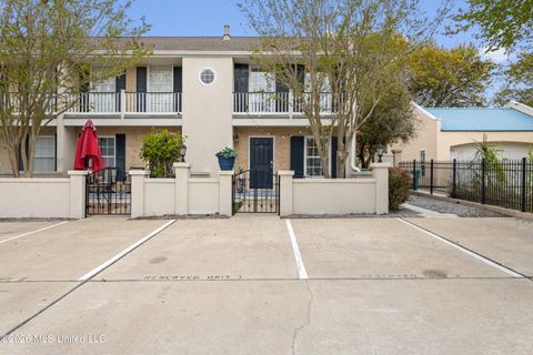 Condo For Sale - 105 Demontluzin Avenue<br/> Bay Saint Louis, MS 39520