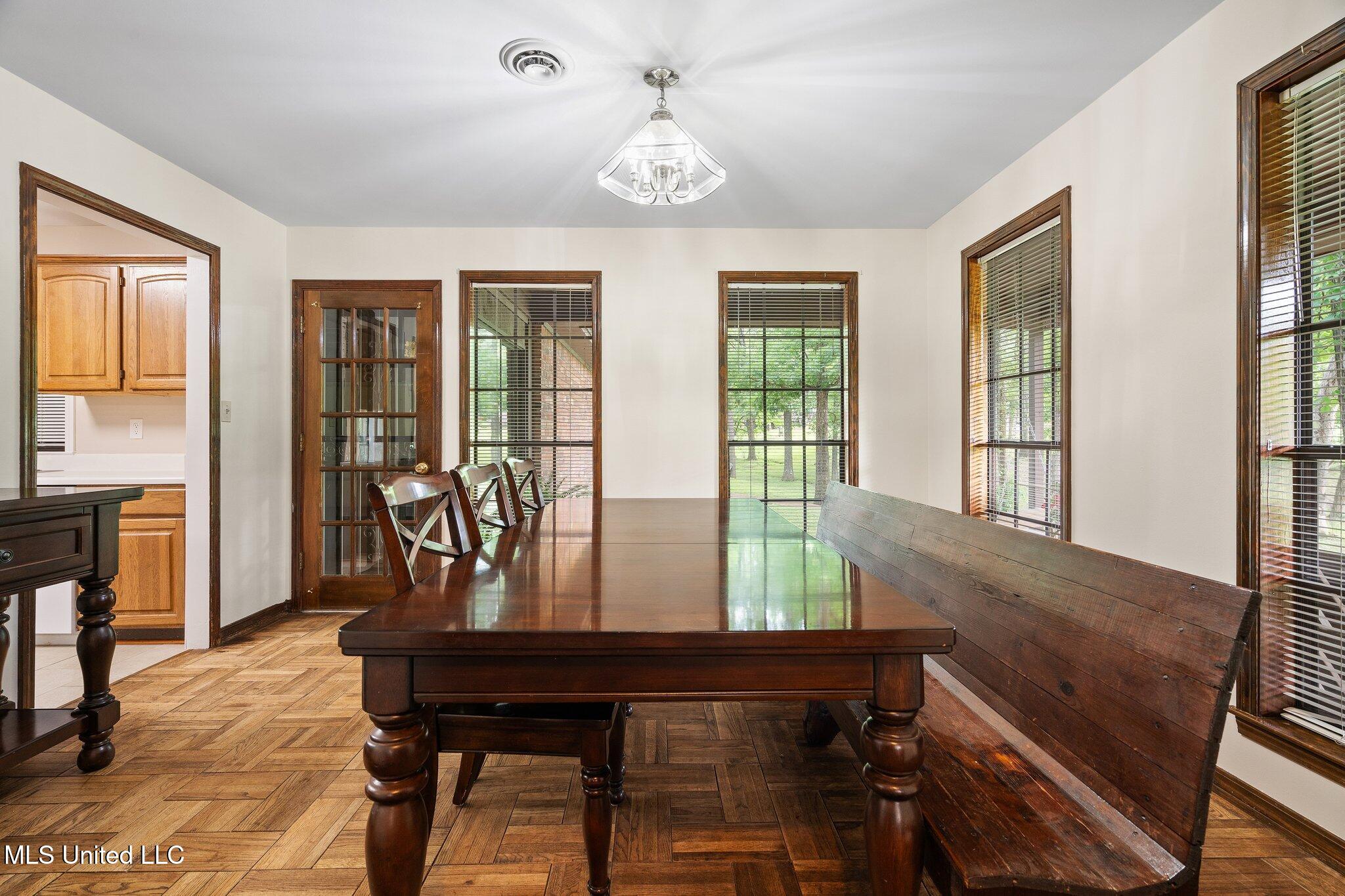 4450 Red Oaks Drive, Nesbit, Mississippi image 35