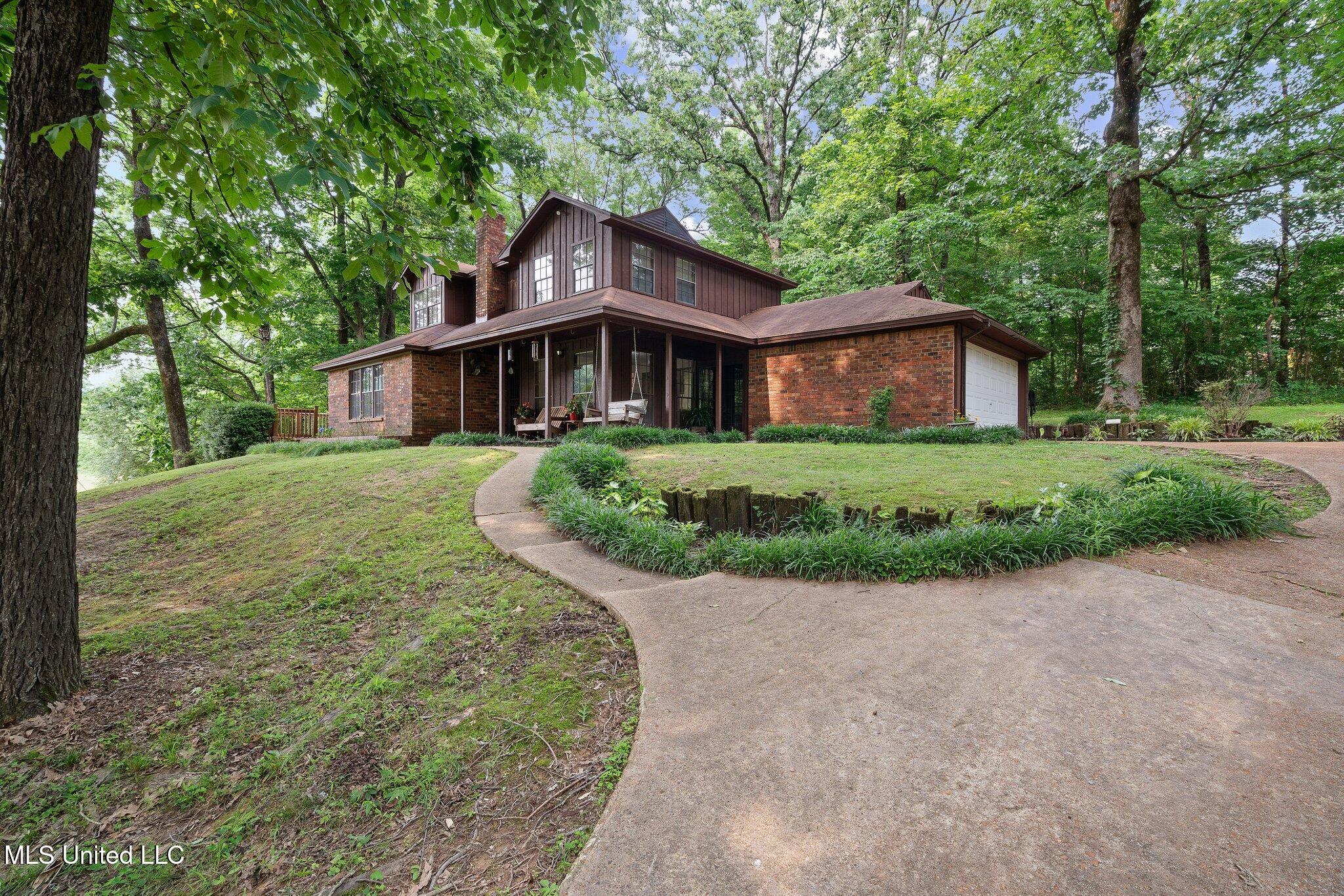 4450 Red Oaks Drive, Nesbit, Mississippi image 13