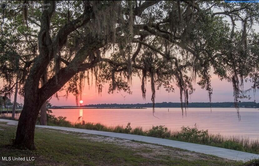 15935 Blue Ridge Drive, Gulfport, Mississippi image 24