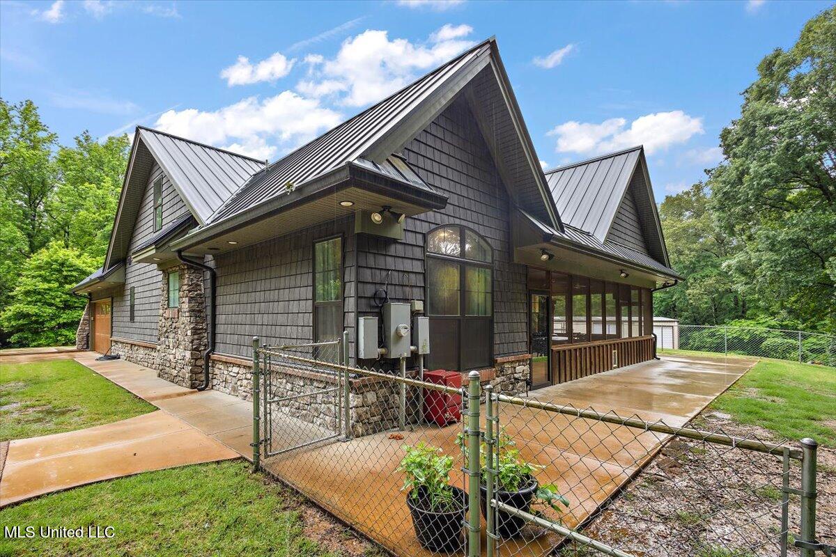 4676 W Star Landing Road, Nesbit, Mississippi image 33