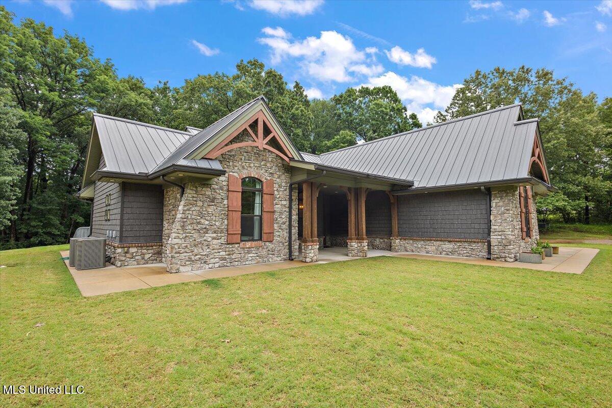 4676 W Star Landing Road, Nesbit, Mississippi image 2