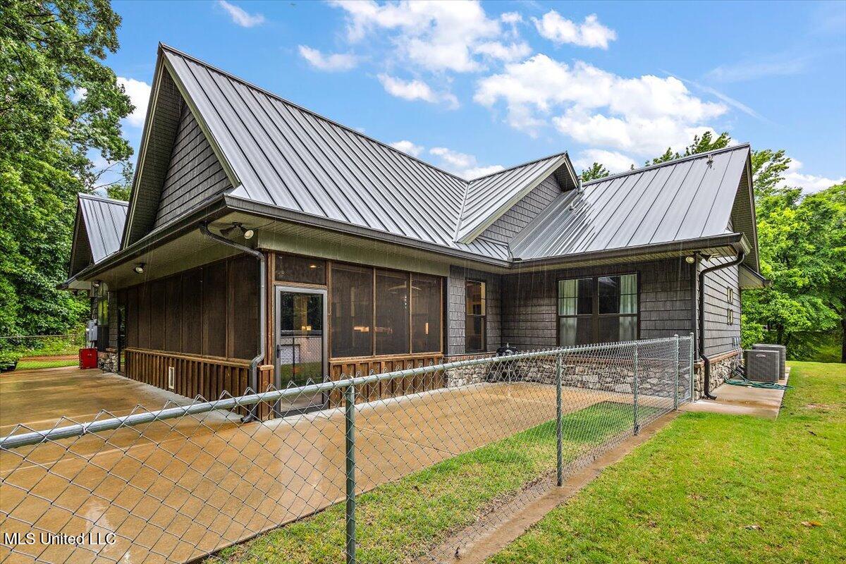 4676 W Star Landing Road, Nesbit, Mississippi image 32