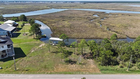 Vacant Land For Sale - Kalaepohuku Drive<br/> Diamondhead, MS 39525