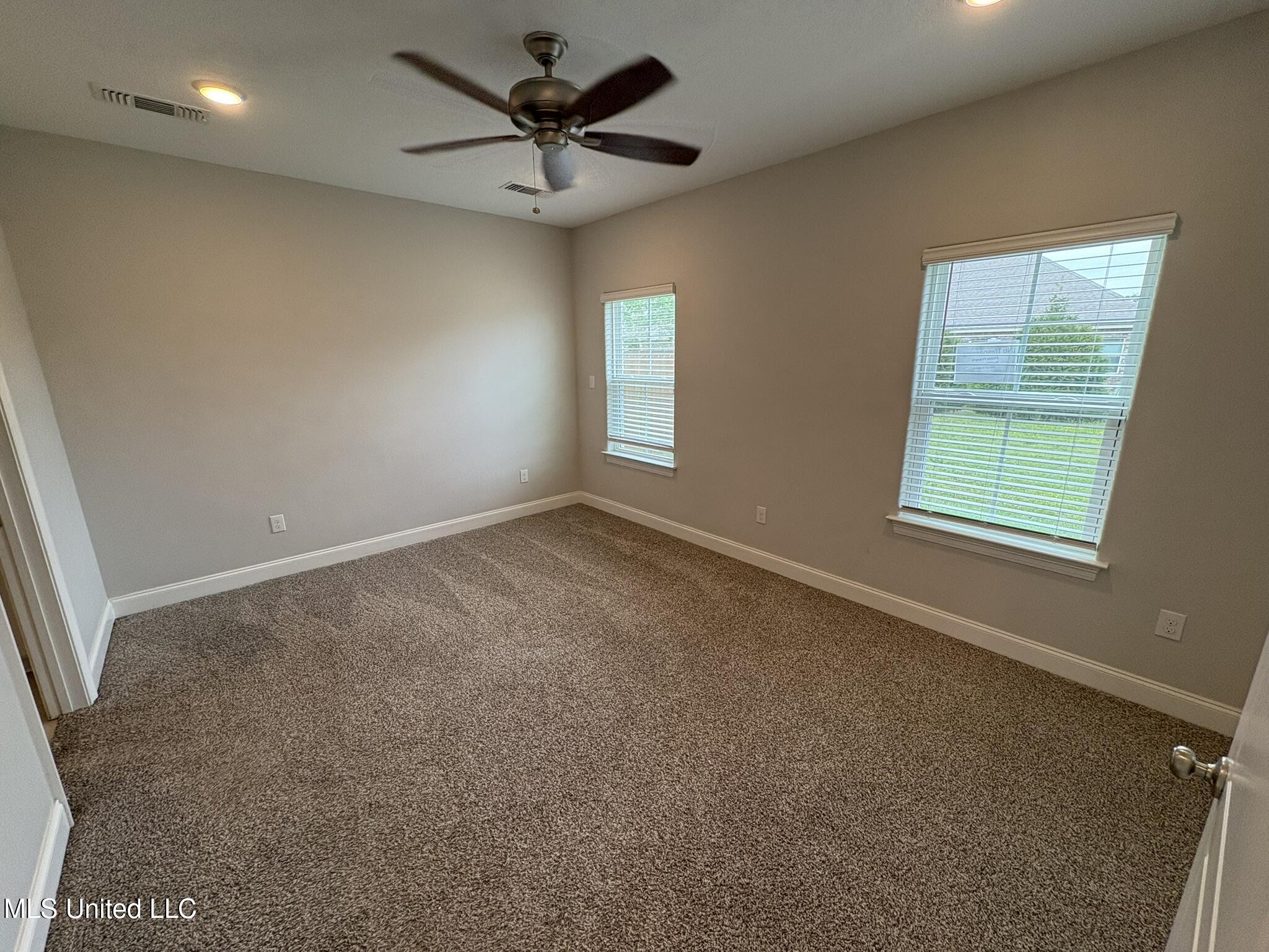 10443 W Landon Green Circle, Gulfport, Mississippi image 10