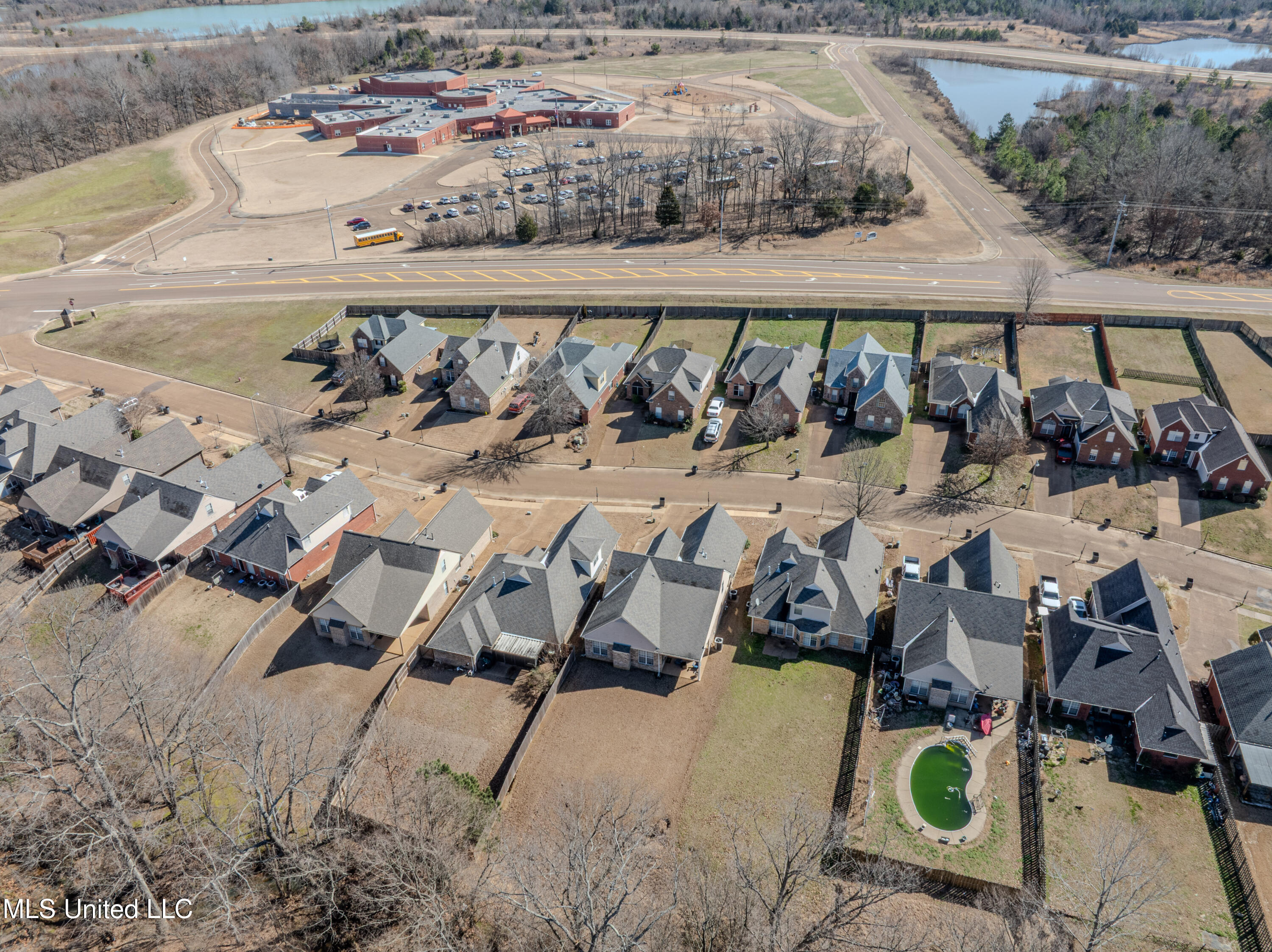 549 N Classic Drive, Hernando, Mississippi image 28