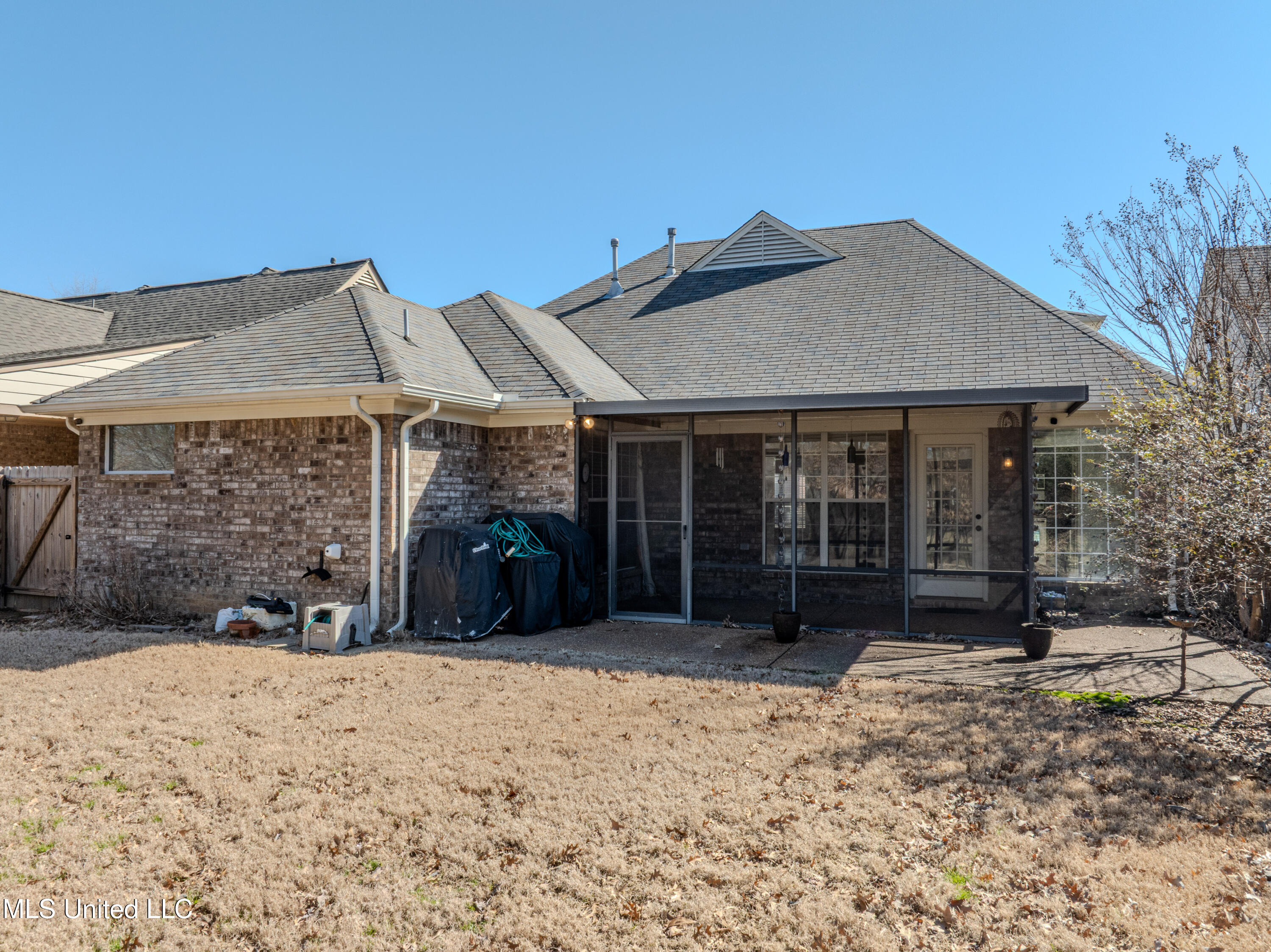 549 N Classic Drive, Hernando, Mississippi image 35