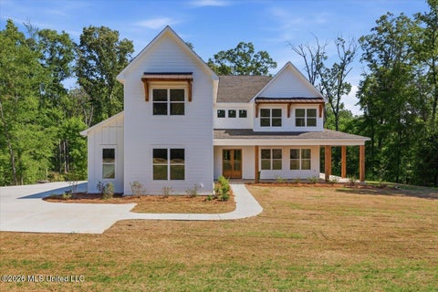 Homes For Sale - 137 View Pointe Drive<br/> Clinton, MS 39056