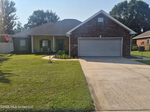 Homes For Sale - 13322 S Roxbury Place<br/> Gulfport, MS 39503