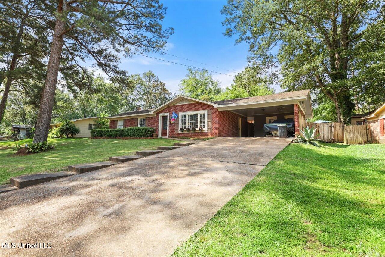 5751 Orchardview Drive, Jackson, Mississippi image 2