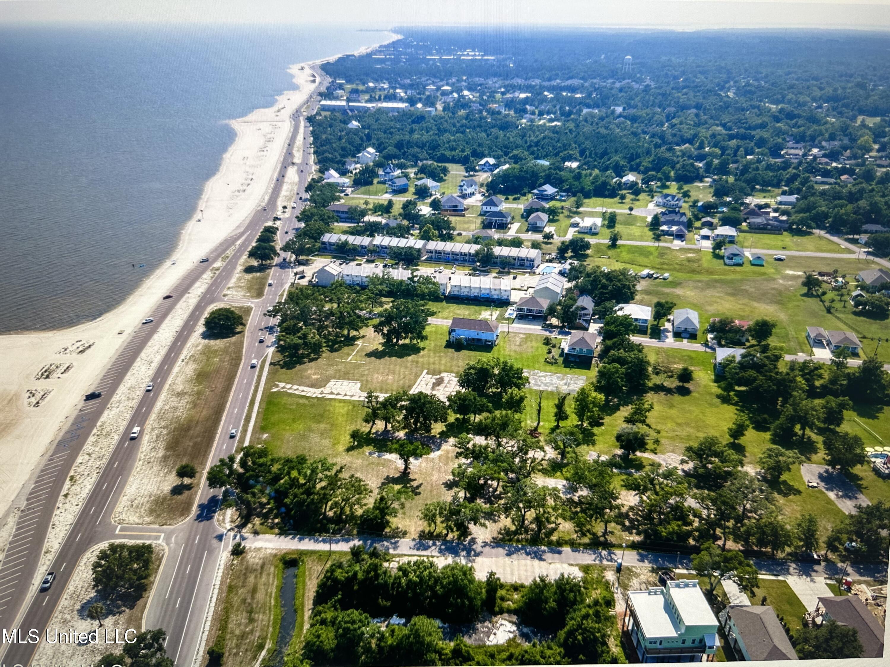 Beach Boulevard, Long Beach, Mississippi image 5