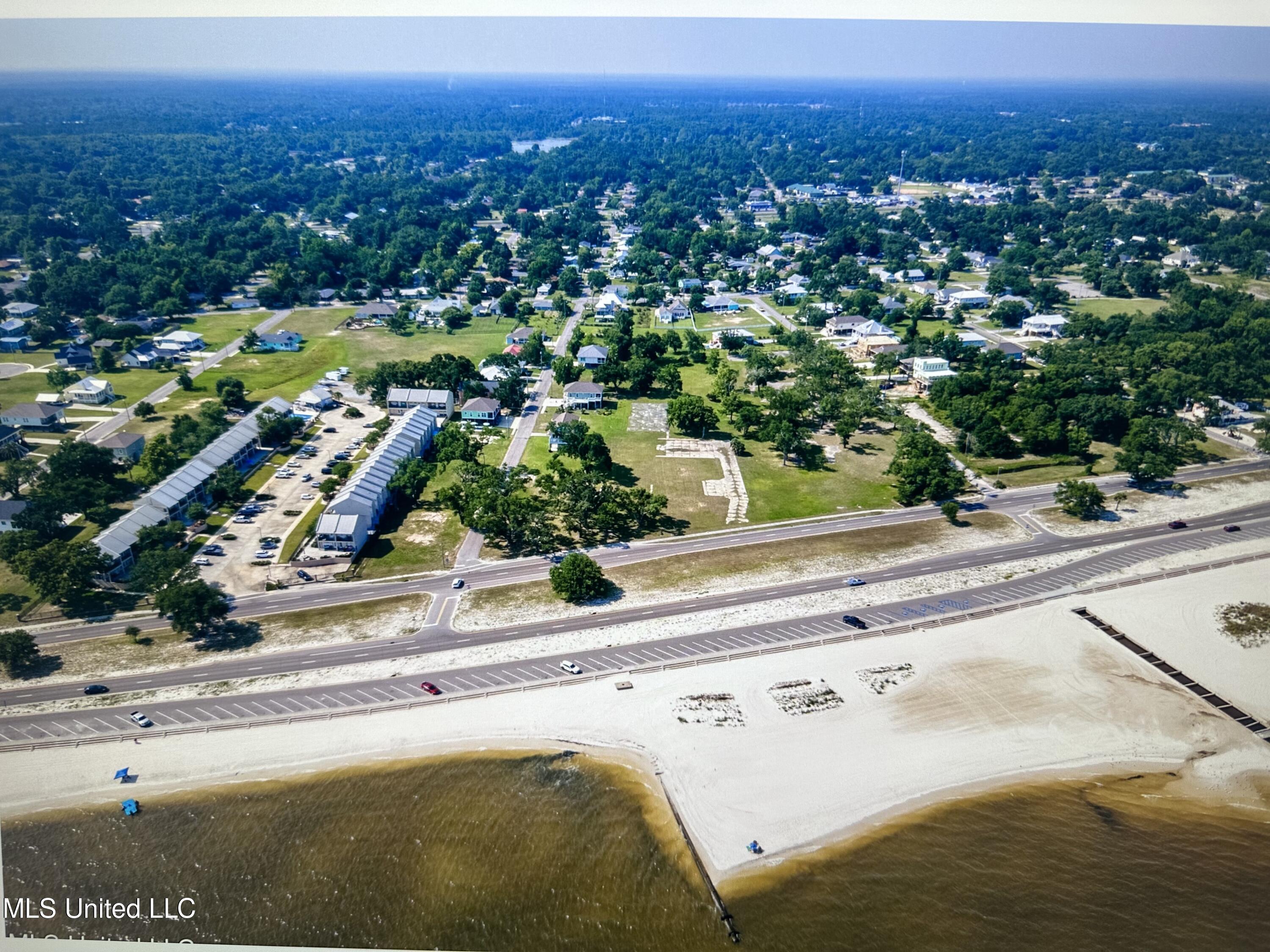 Beach Boulevard, Long Beach, Mississippi image 4