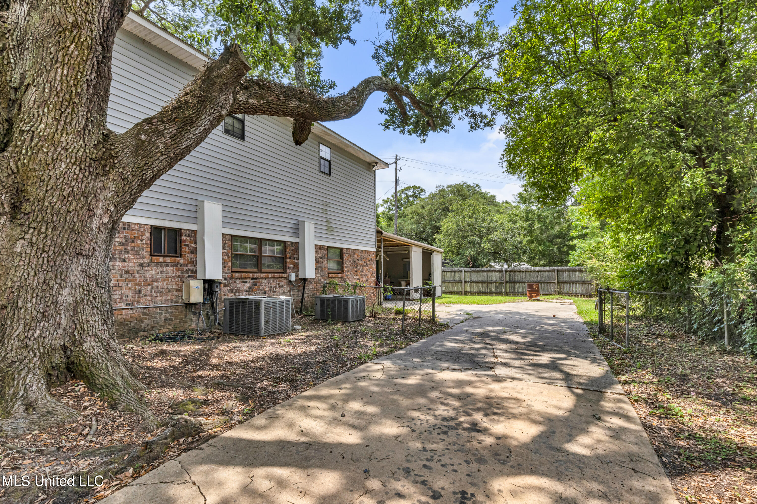 2110 Margie Moore Avenue, Pascagoula, Mississippi image 39