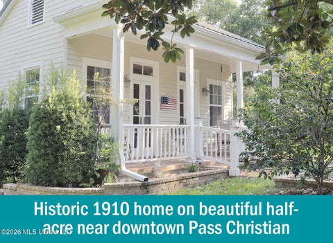 Homes For Sale - 535 E 2nd Street<br/> Harrison County, Pass Christian, MS 39571