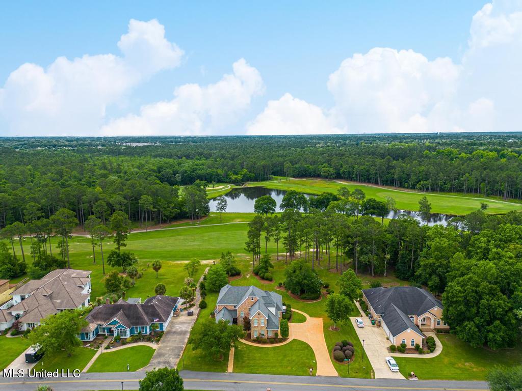 19648 Champion Circle, Gulfport, Mississippi image 2