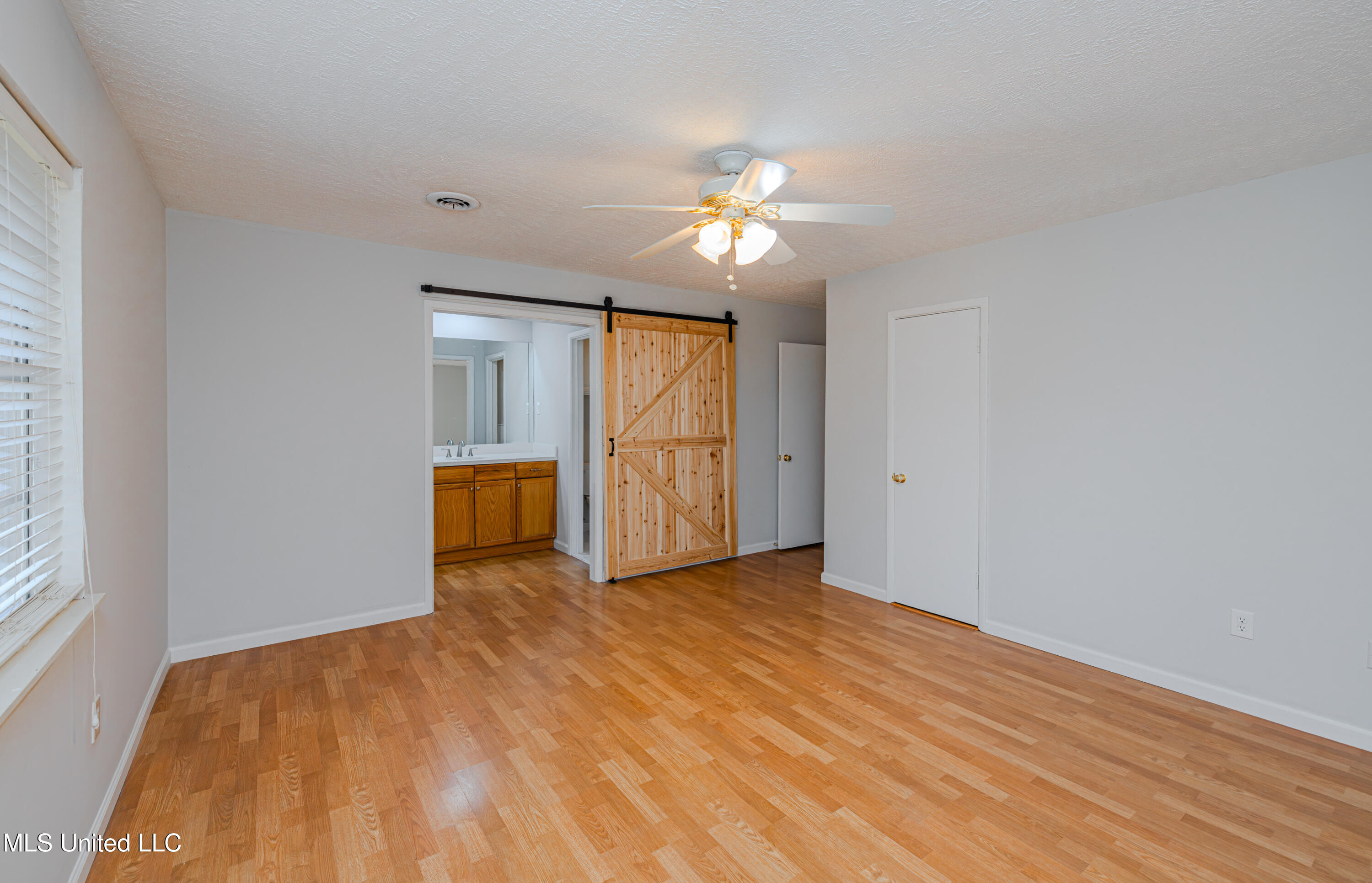 Clinton, Mississippi 39056, United States, 4 Bedrooms Bedrooms, ,2 BathroomsBathrooms,Residential,Active,248675