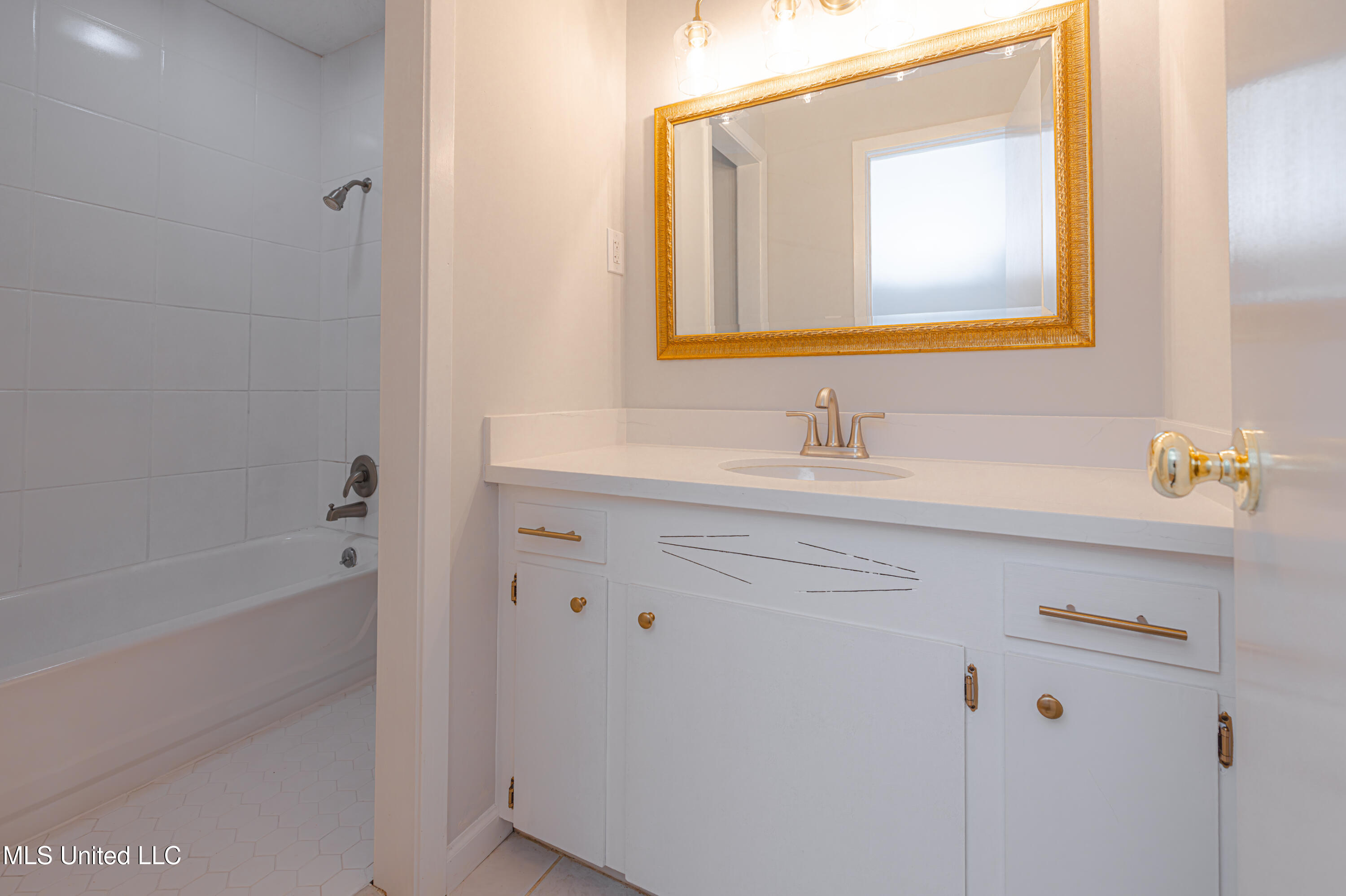 Clinton, Mississippi 39056, United States, 4 Bedrooms Bedrooms, ,2 BathroomsBathrooms,Residential,Active,248675