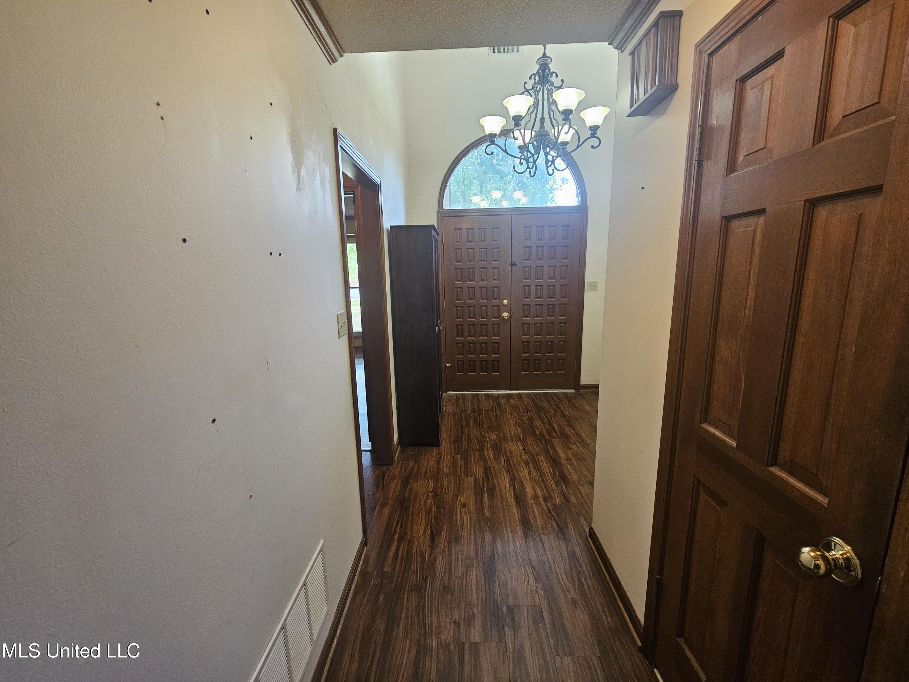 4625 Wealthy Cove, Horn Lake, Mississippi image 3