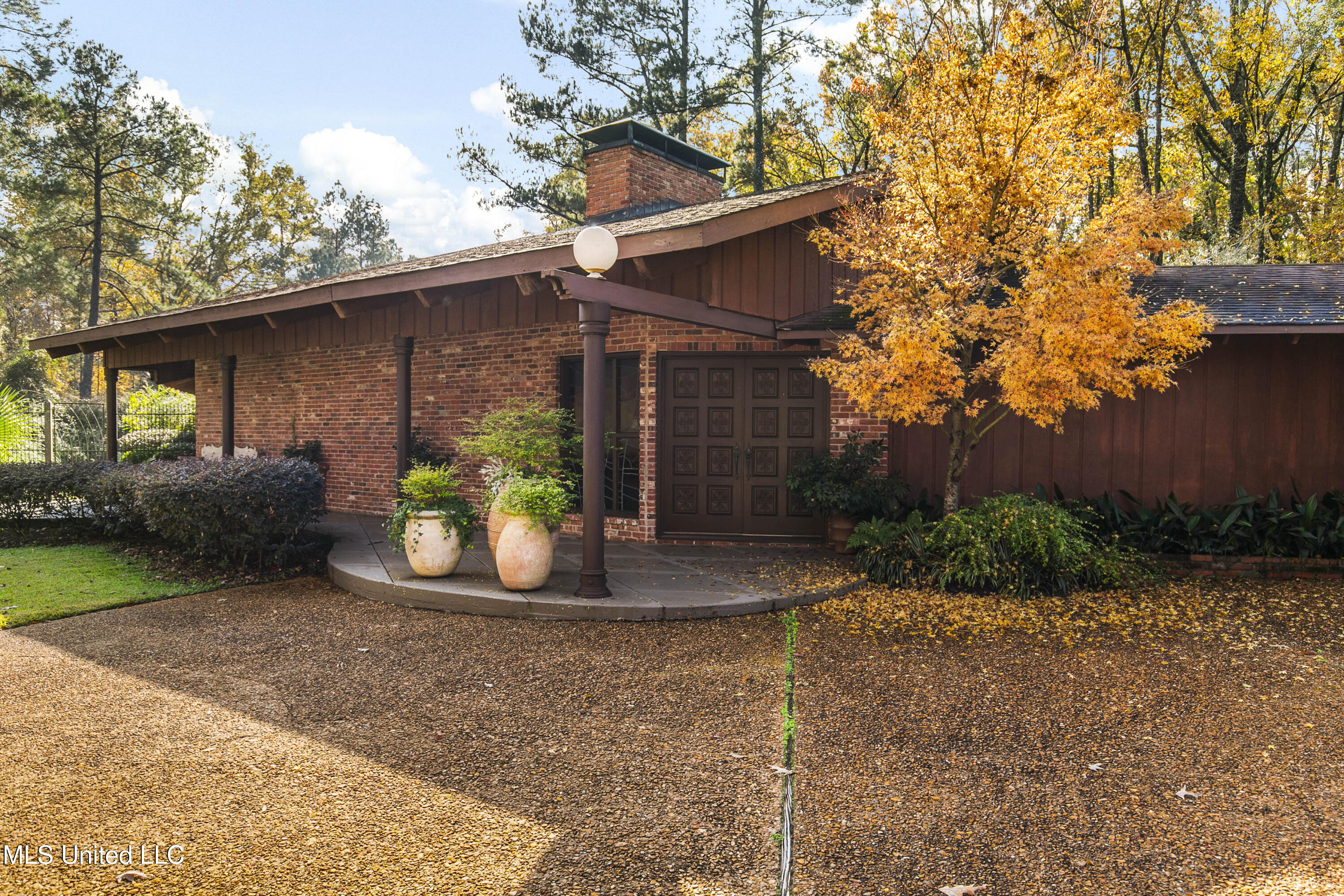 305 Hand Drive, Flowood, Mississippi image 3