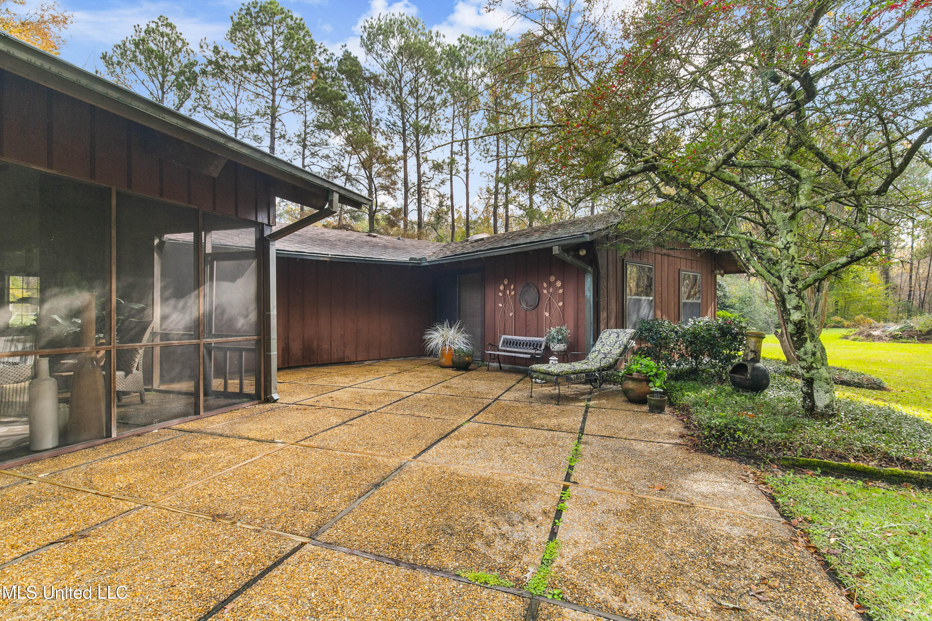 305 Hand Drive, Flowood, Mississippi image 41