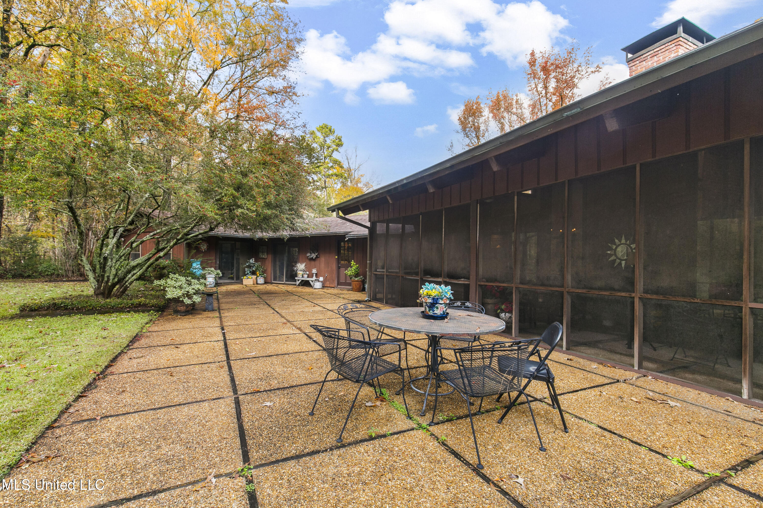 305 Hand Drive, Flowood, Mississippi image 40
