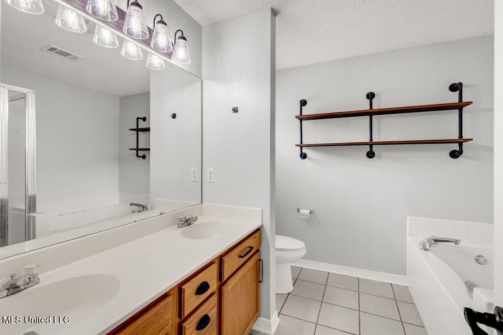 10563 Steeplechase Drive, Gulfport, Mississippi image 24