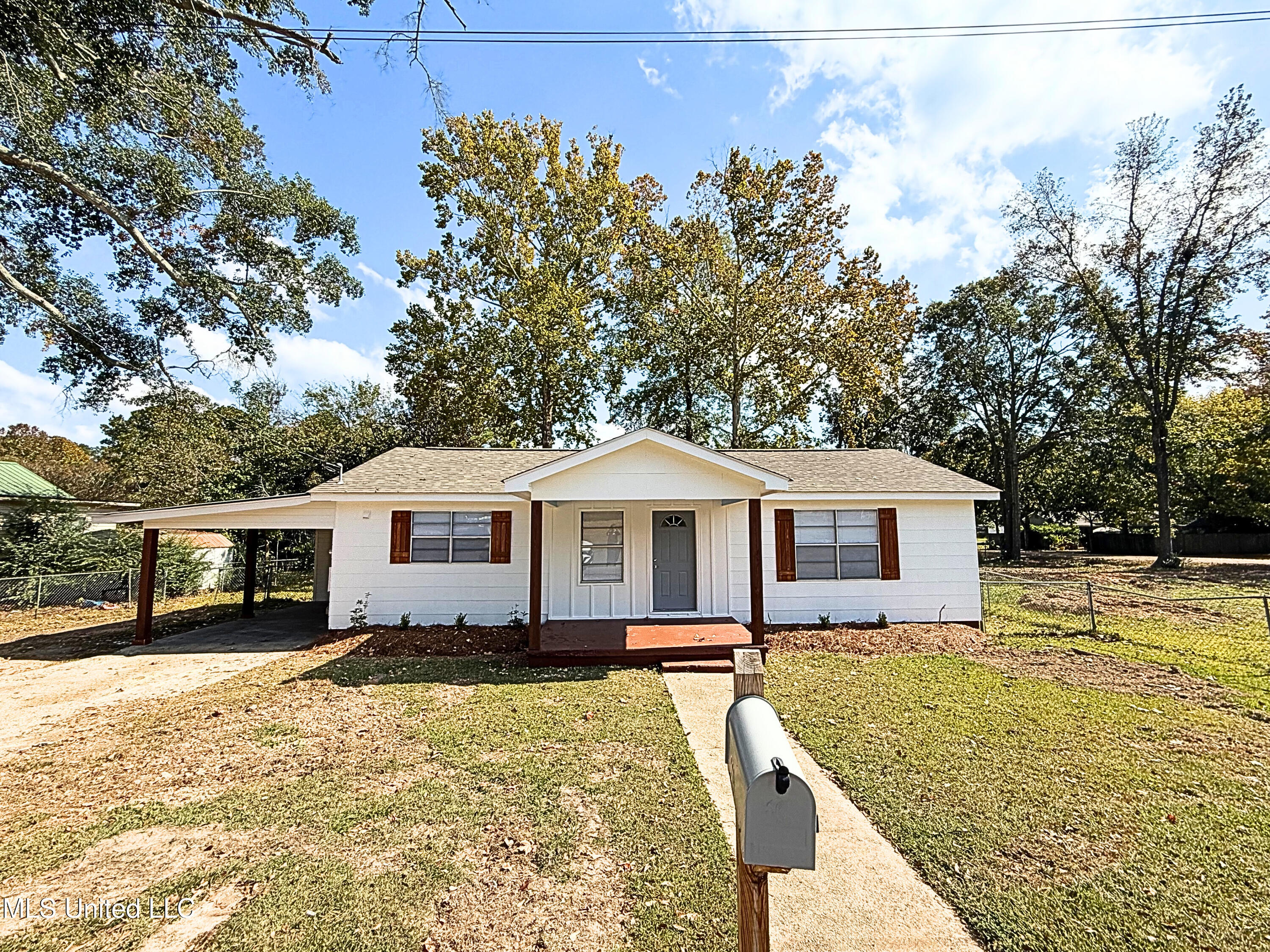 219 SE 7th Avenue, Magee, Mississippi image 1