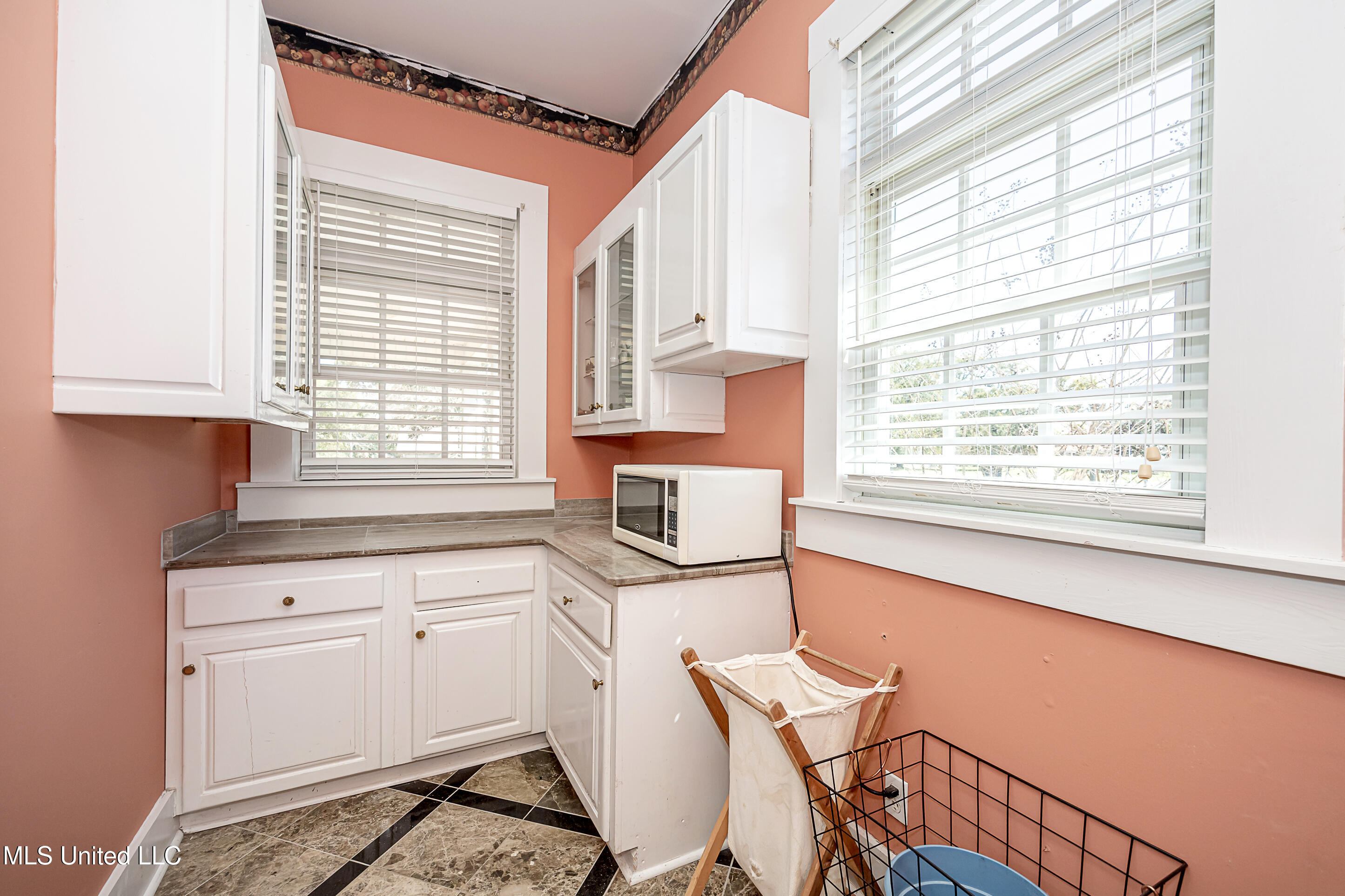 1401 Ladnier Road, Gautier, Mississippi image 33