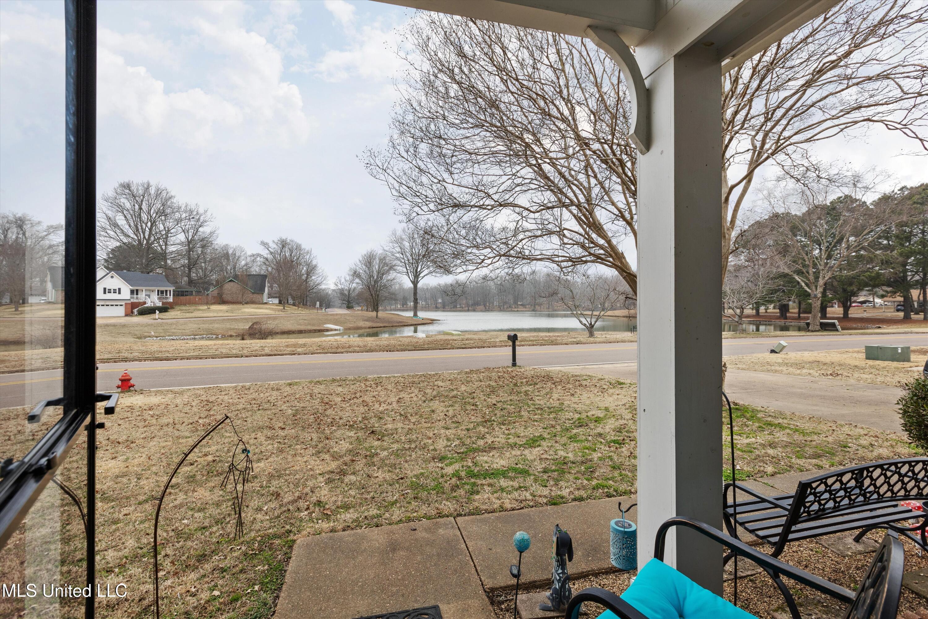 6536 N Lake Forest Drive, Walls, Mississippi image 3