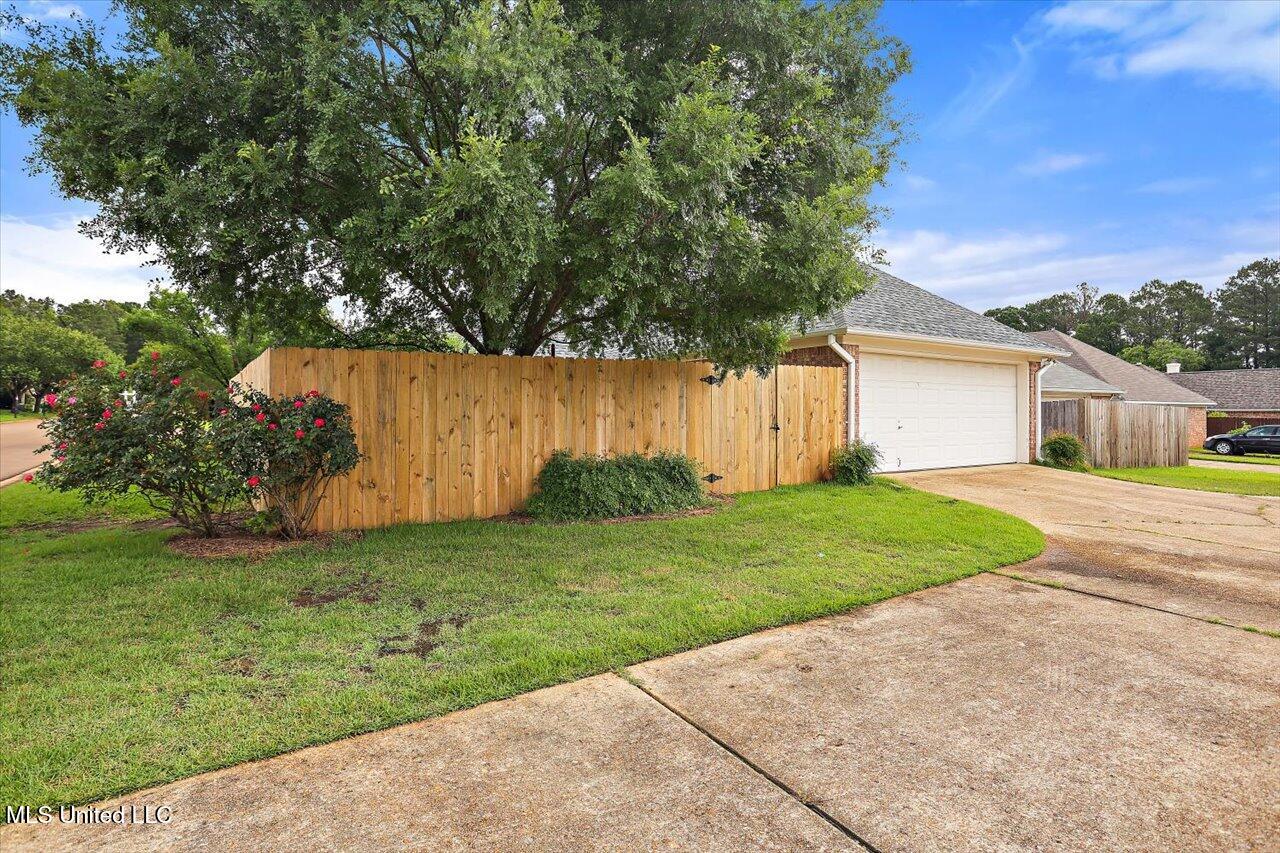 405 Tahoe Drive, Pearl, Mississippi image 29