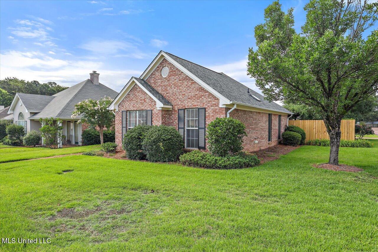 405 Tahoe Drive, Pearl, Mississippi image 3