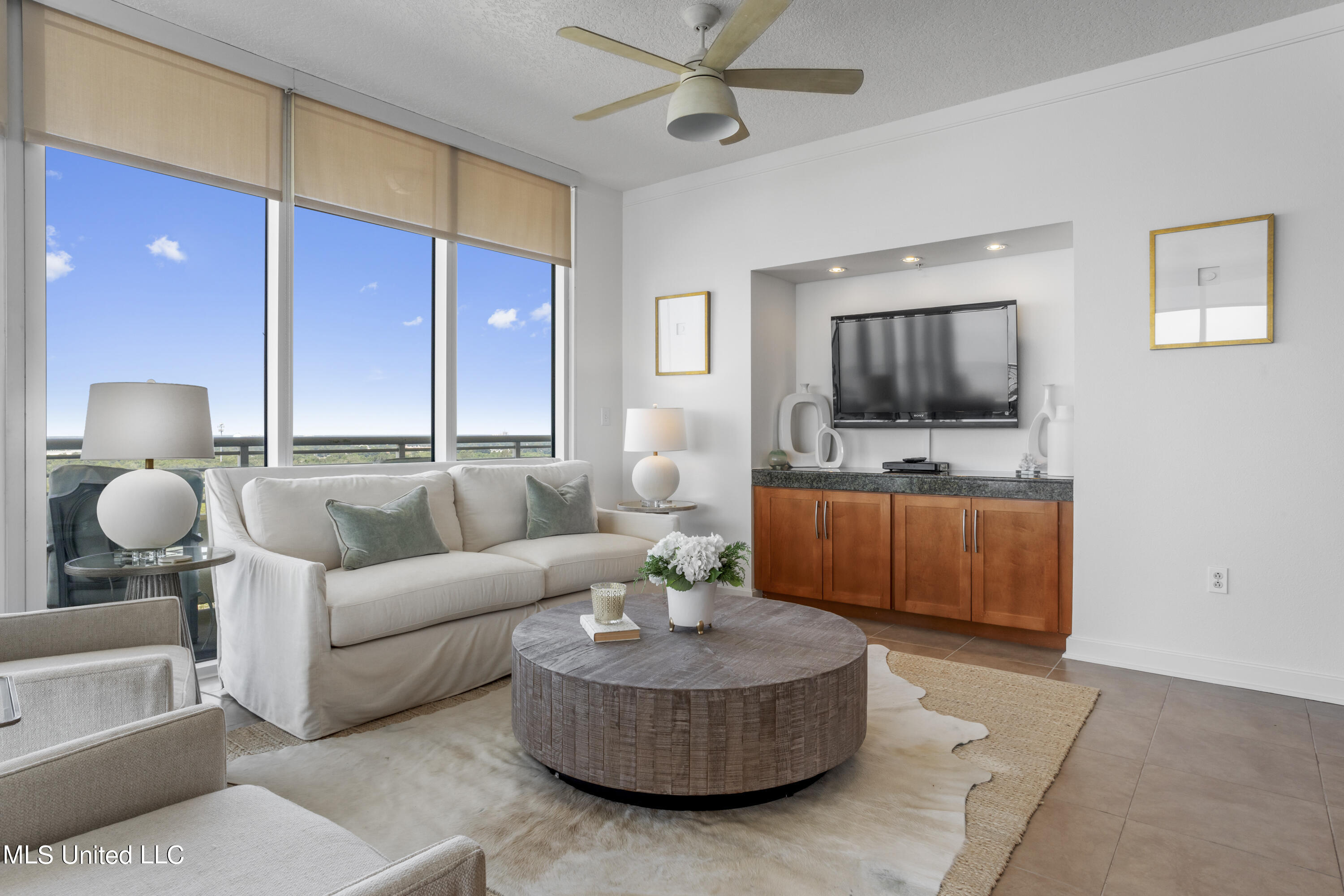 2060 Beach Boulevard #1504, Biloxi, Mississippi image 11