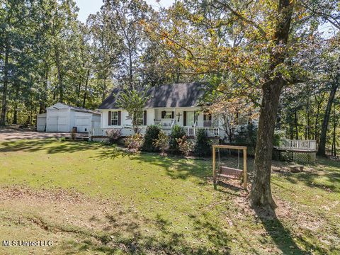 Homes For Sale - 8172 S Eureka Road<br/> Panola County, Courtland, MS 38620