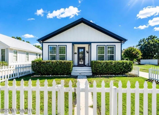 156 MARKHAM DR, GULFPORT, MS 39507 - Image 446cb6ce4acb1c85ced91cc533b2dc2e/17629488
