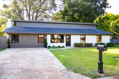 Homes For Sale - 3232 Stark Drive<br/> Pearl, MS 39208
