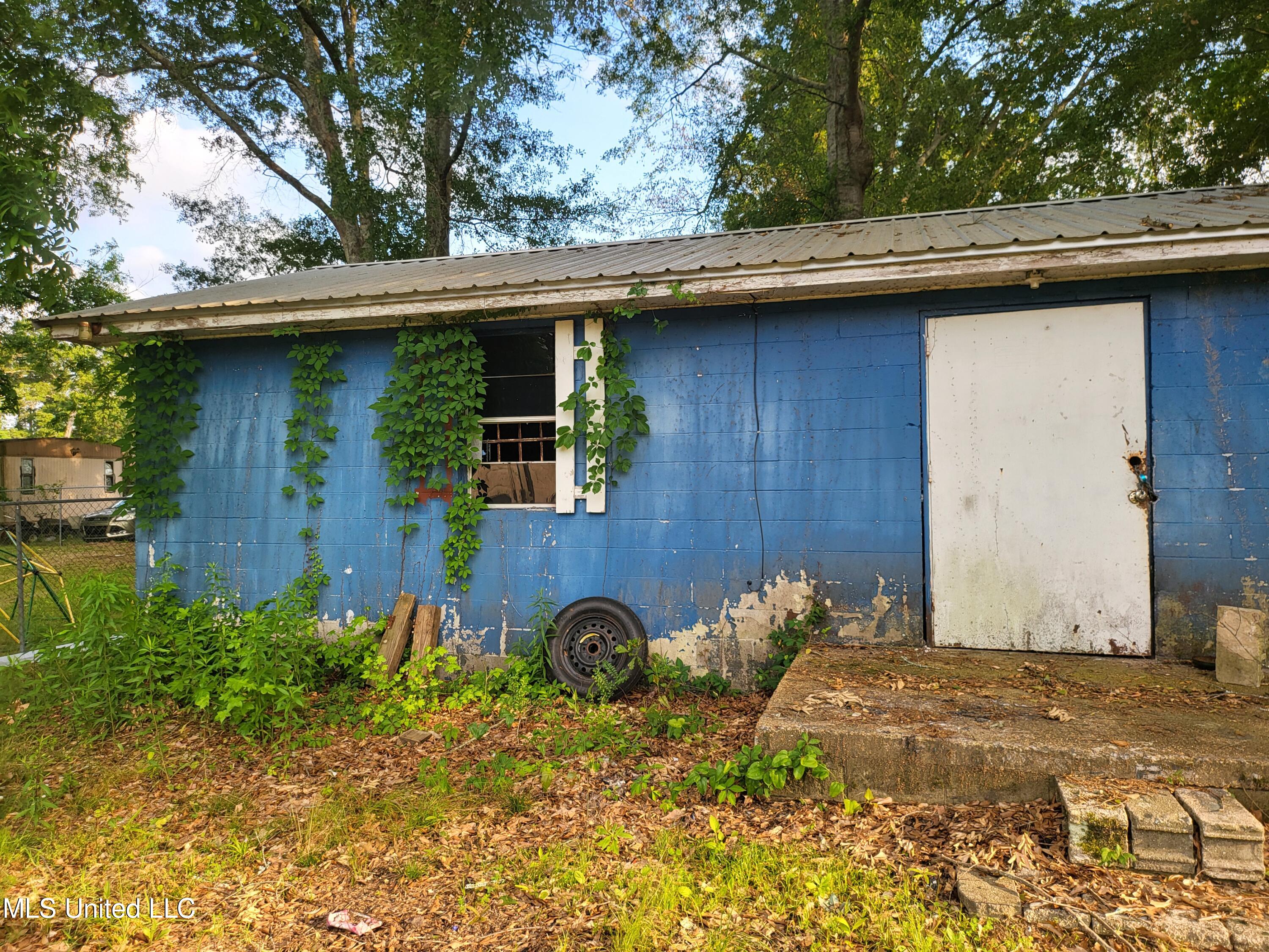 1007 Nelson Avenue, McComb, Mississippi image 2