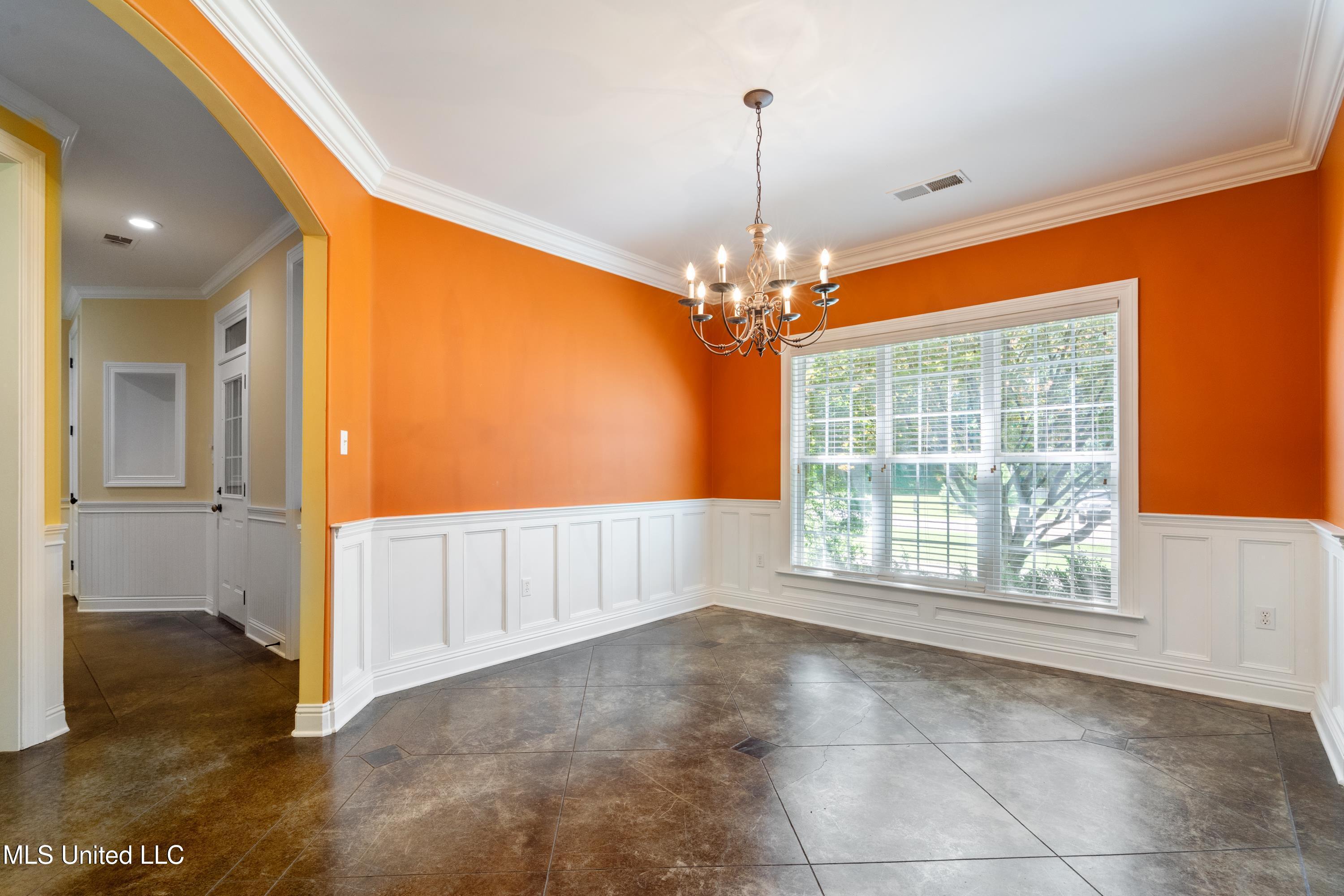 7672 N Rigmoore Point, Olive Branch, Mississippi image 8