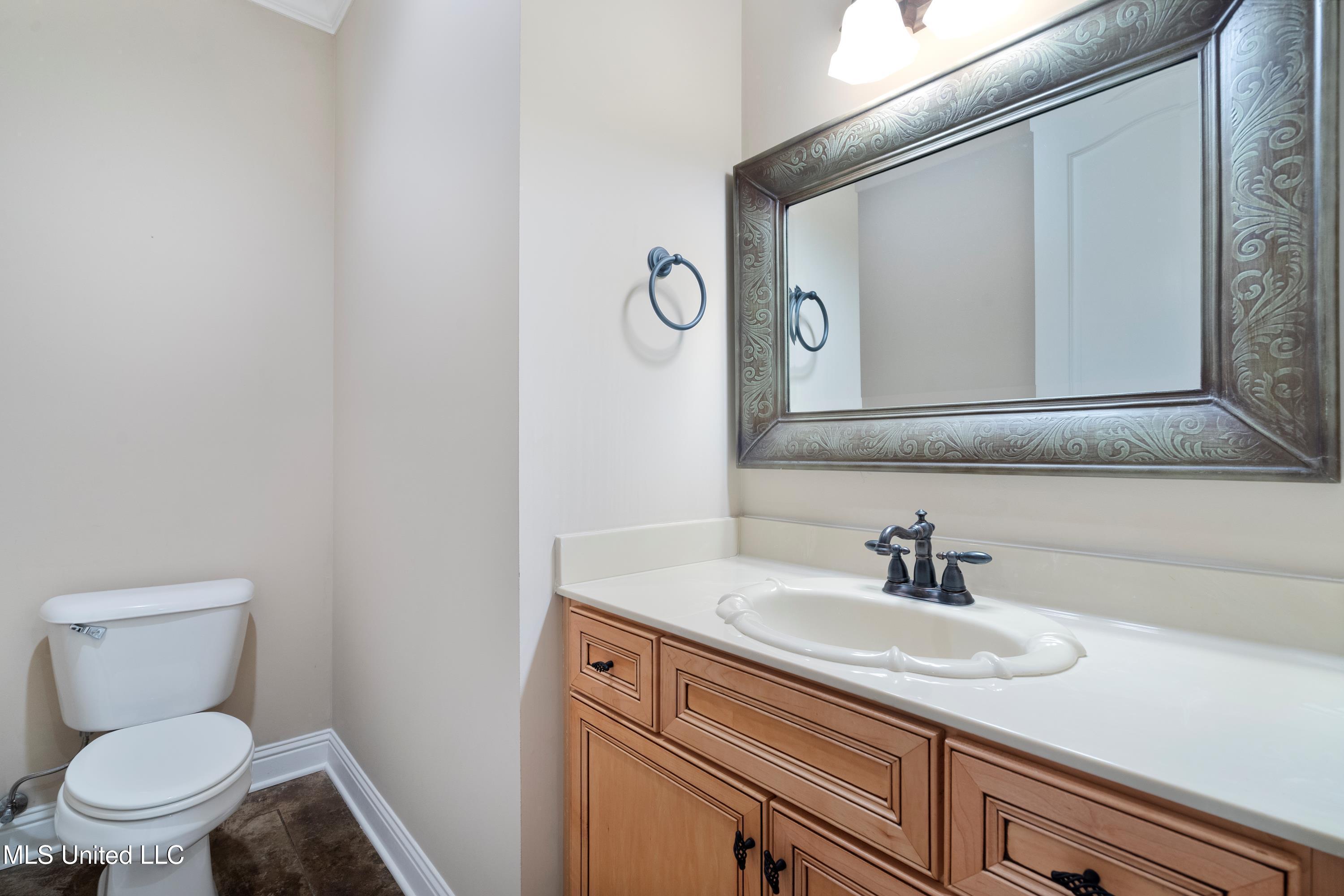 7672 N Rigmoore Point, Olive Branch, Mississippi image 26