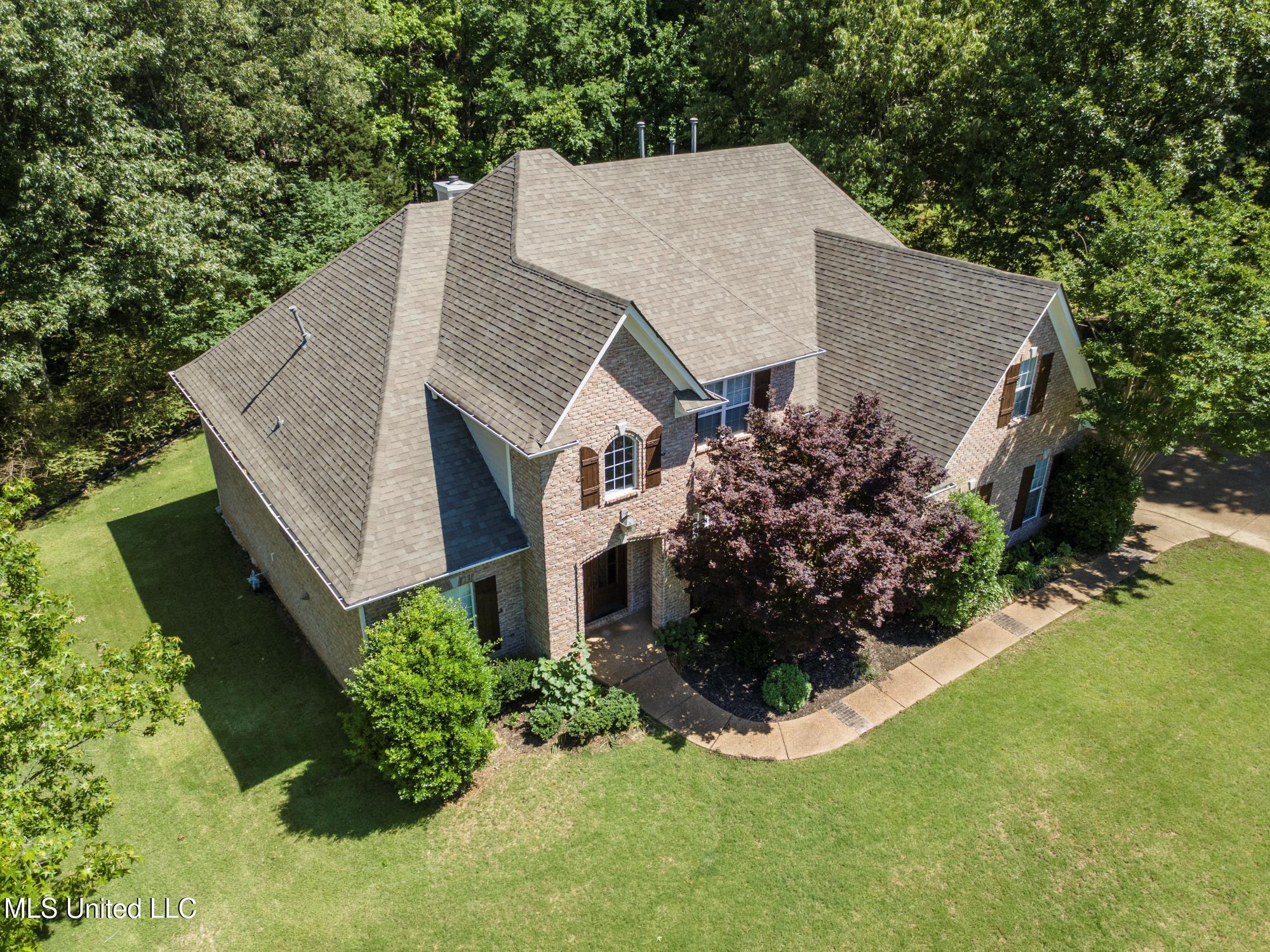 7672 N Rigmoore Point, Olive Branch, Mississippi image 40