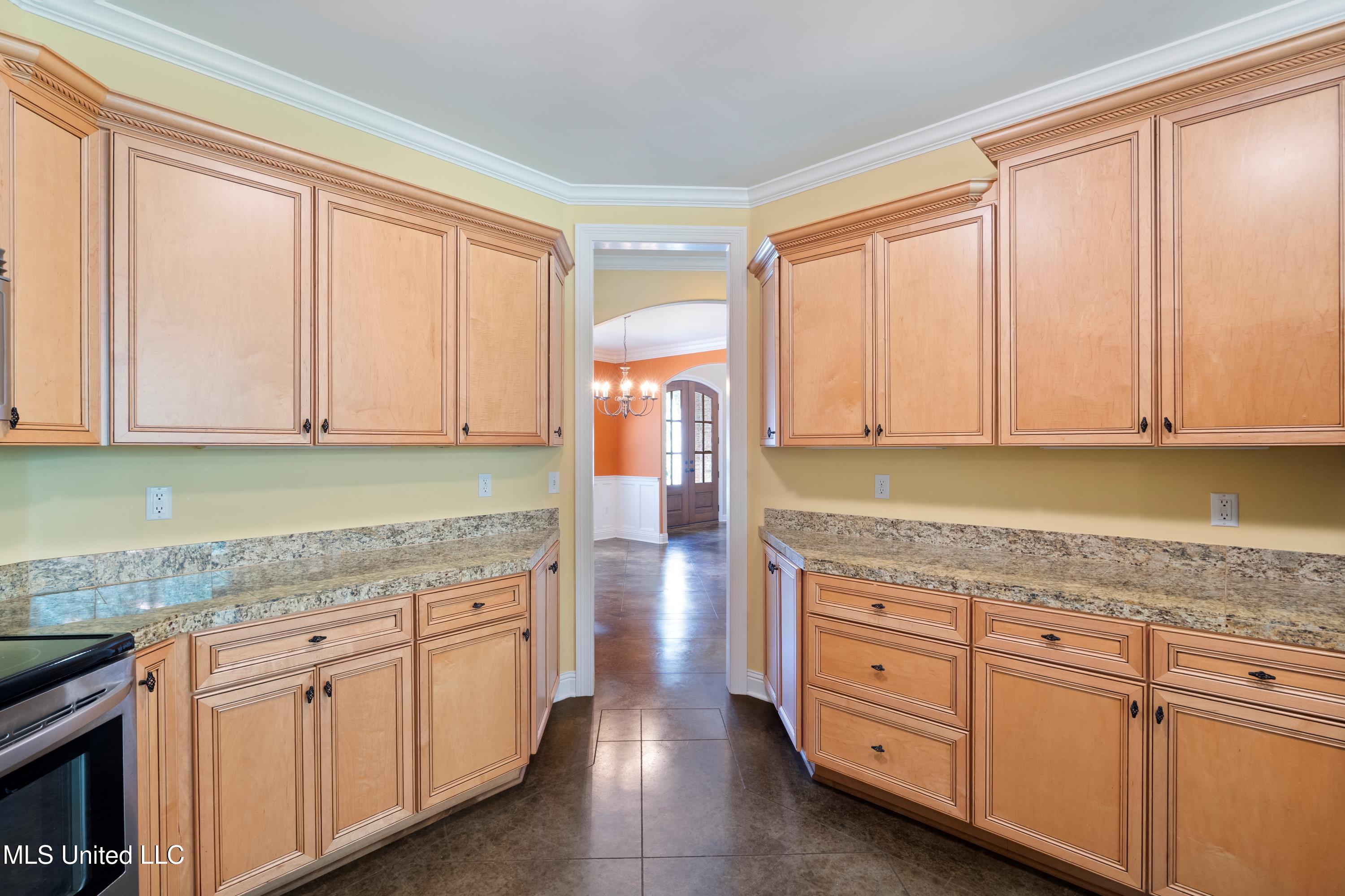 7672 N Rigmoore Point, Olive Branch, Mississippi image 14