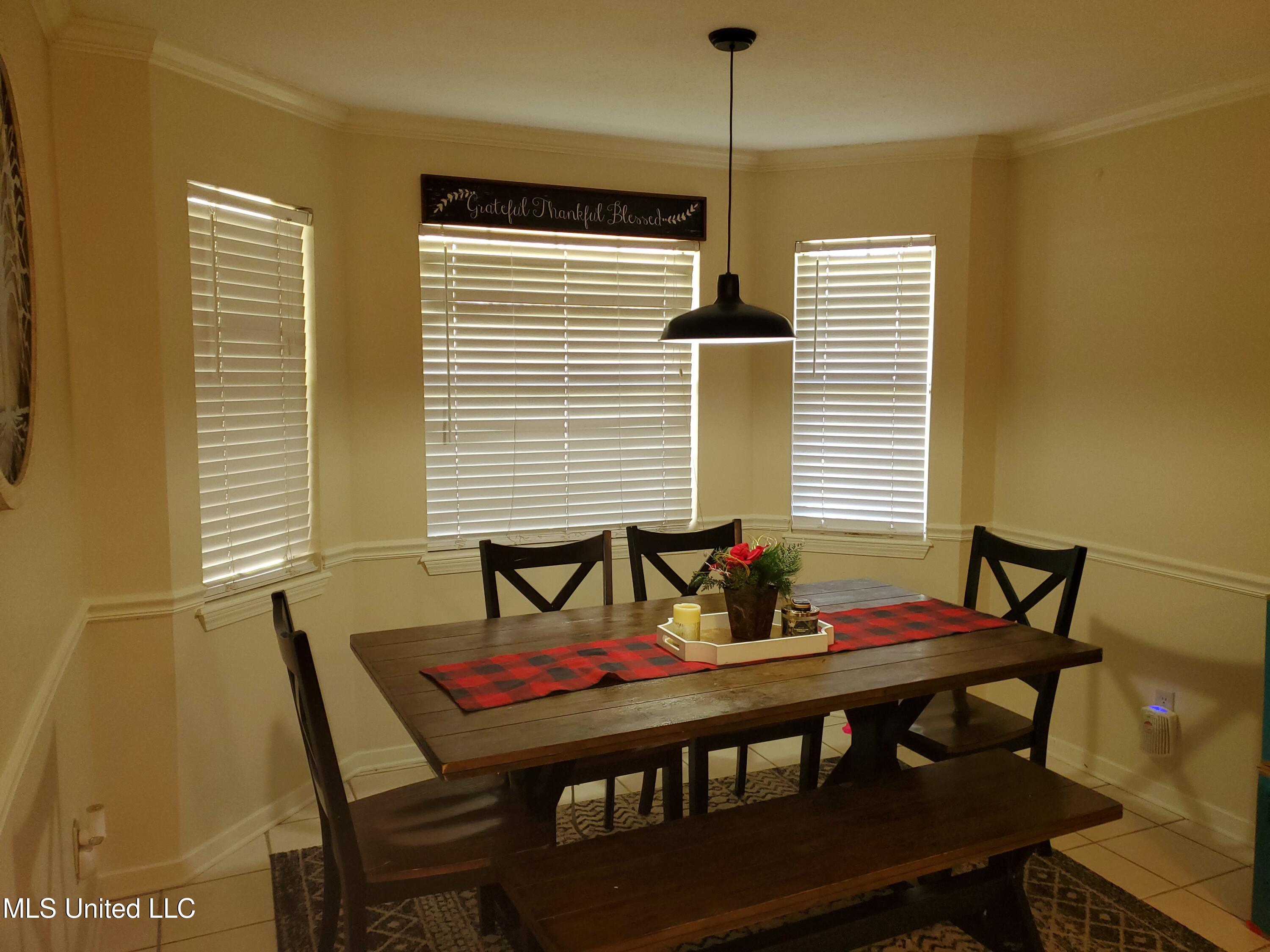 829 Eagles Nest Drive, Byram, Mississippi image 5