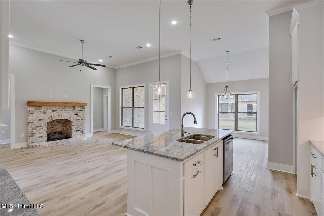 1010 Kensington Drive, Flowood, Mississippi image 11