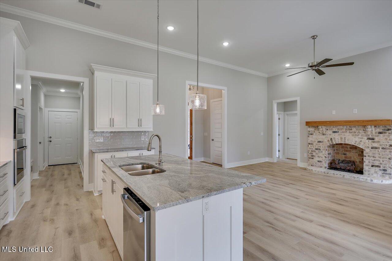 1010 Kensington Drive, Flowood, Mississippi image 13