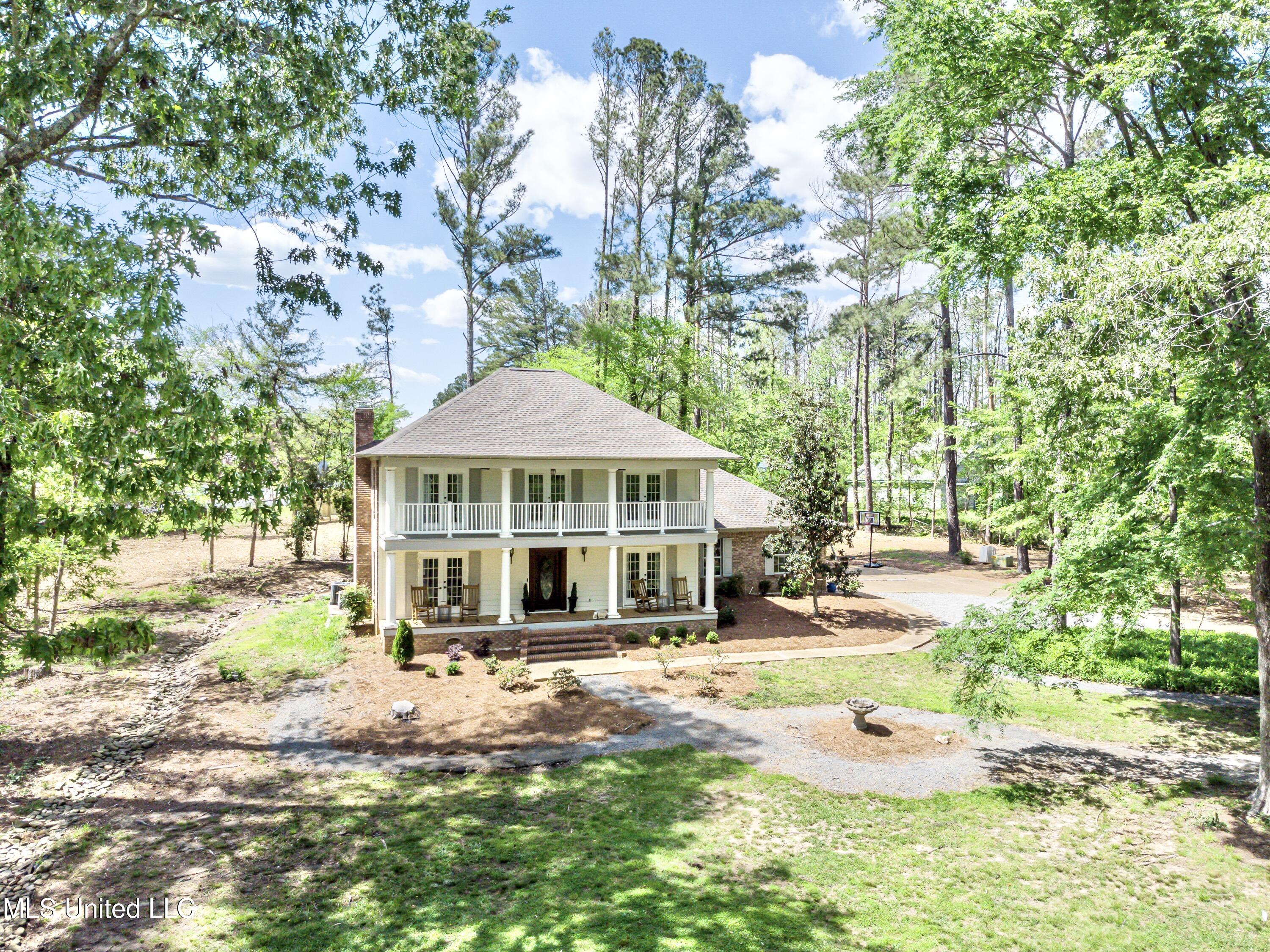 160 Ingleside Road, Madison, Mississippi image 2