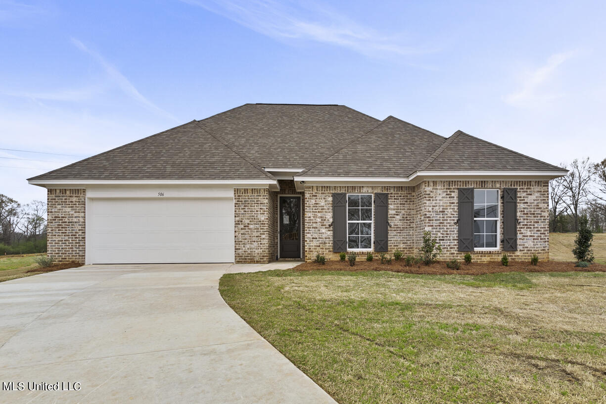 506 Black Cherry Cove, Canton, Mississippi image 1