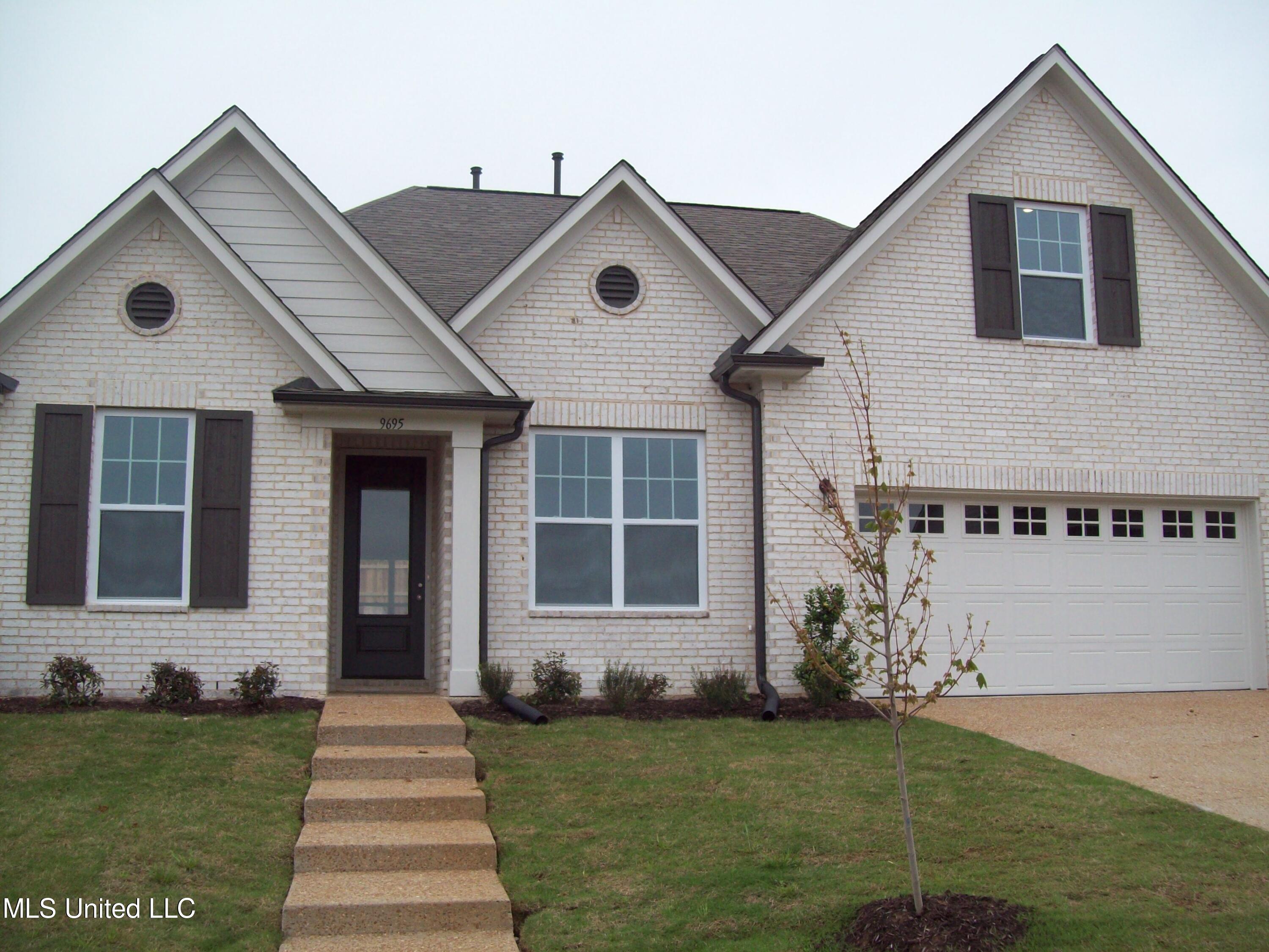 7250 Ravens Lane, Olive Branch, Mississippi image 1