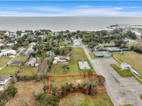 Vacant Land For Sale - 234 Fleitas Avenue<br/> Harrison County, Pass Christian, MS 39571